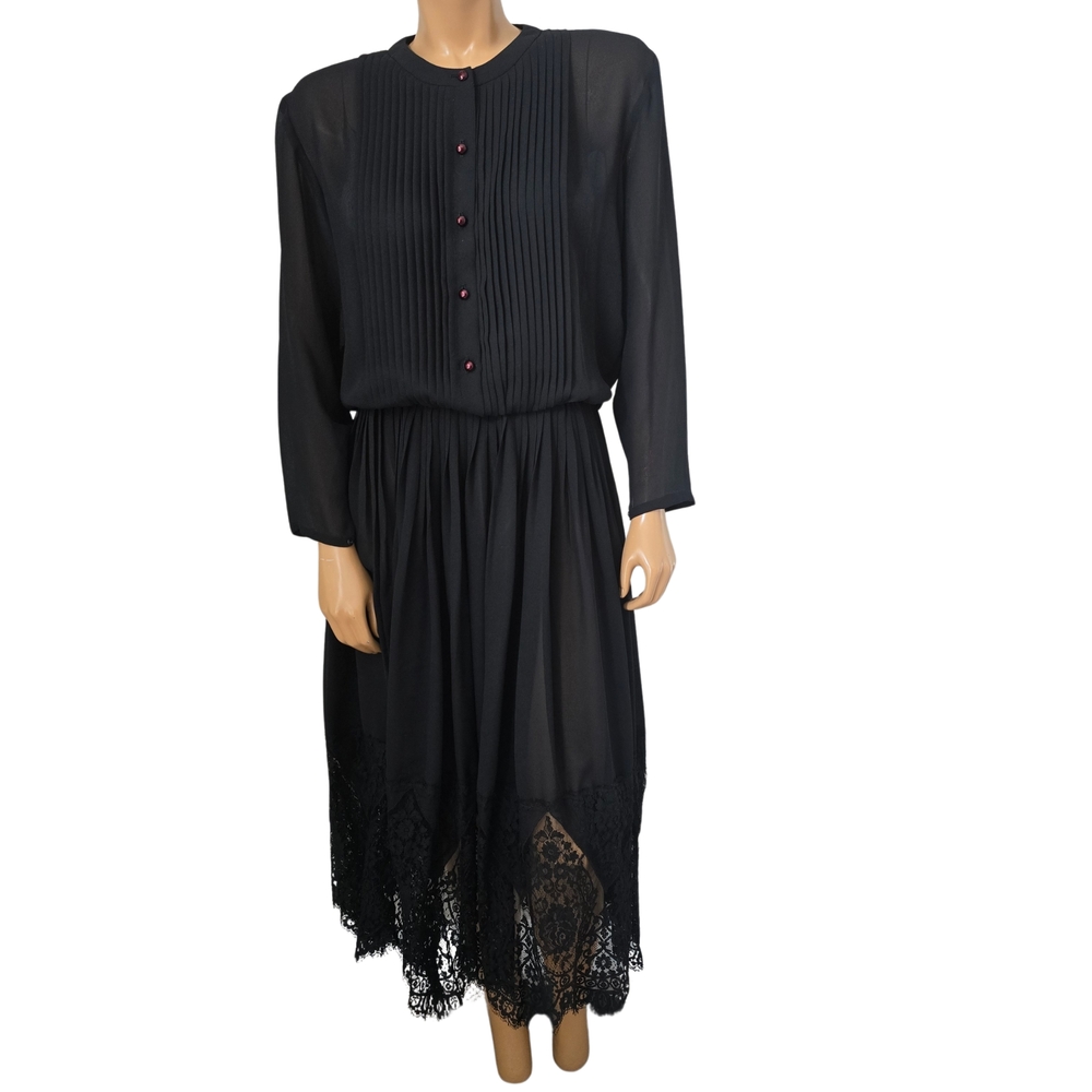 Albert Nipon Vintage Black Long Sleeve Lace Pleated Dress